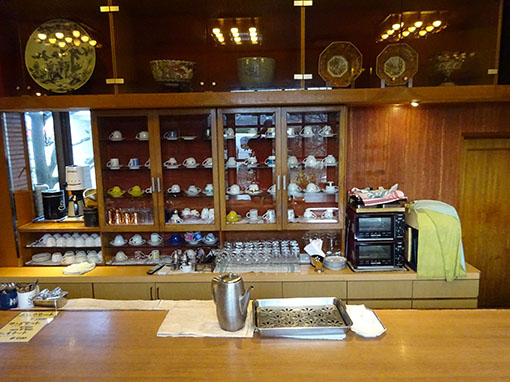 カフェド伊万里店内