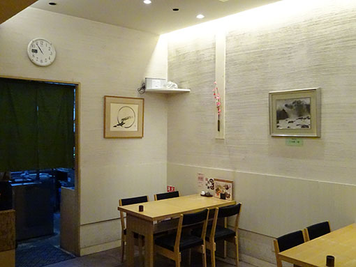 おそばだうどんだ越前店内